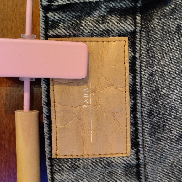 Zara Women's Acid Washed Black/Gray Wide Leg Jeans Sz 8 - Picture 6 of 6